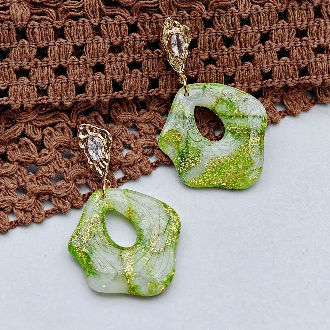 “Jingdezhen Artisan Irregular Clay Earrings - Sustainable Handcrafted Jewelry” Jc